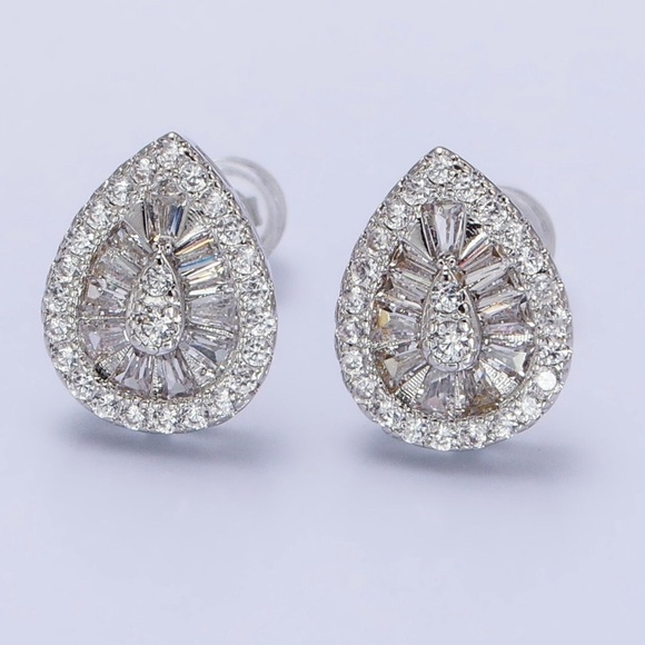 Pearl Tear Drop Sparkle Shinny white gold plated CZ New gorgeous luxury - Picture 11 of 11